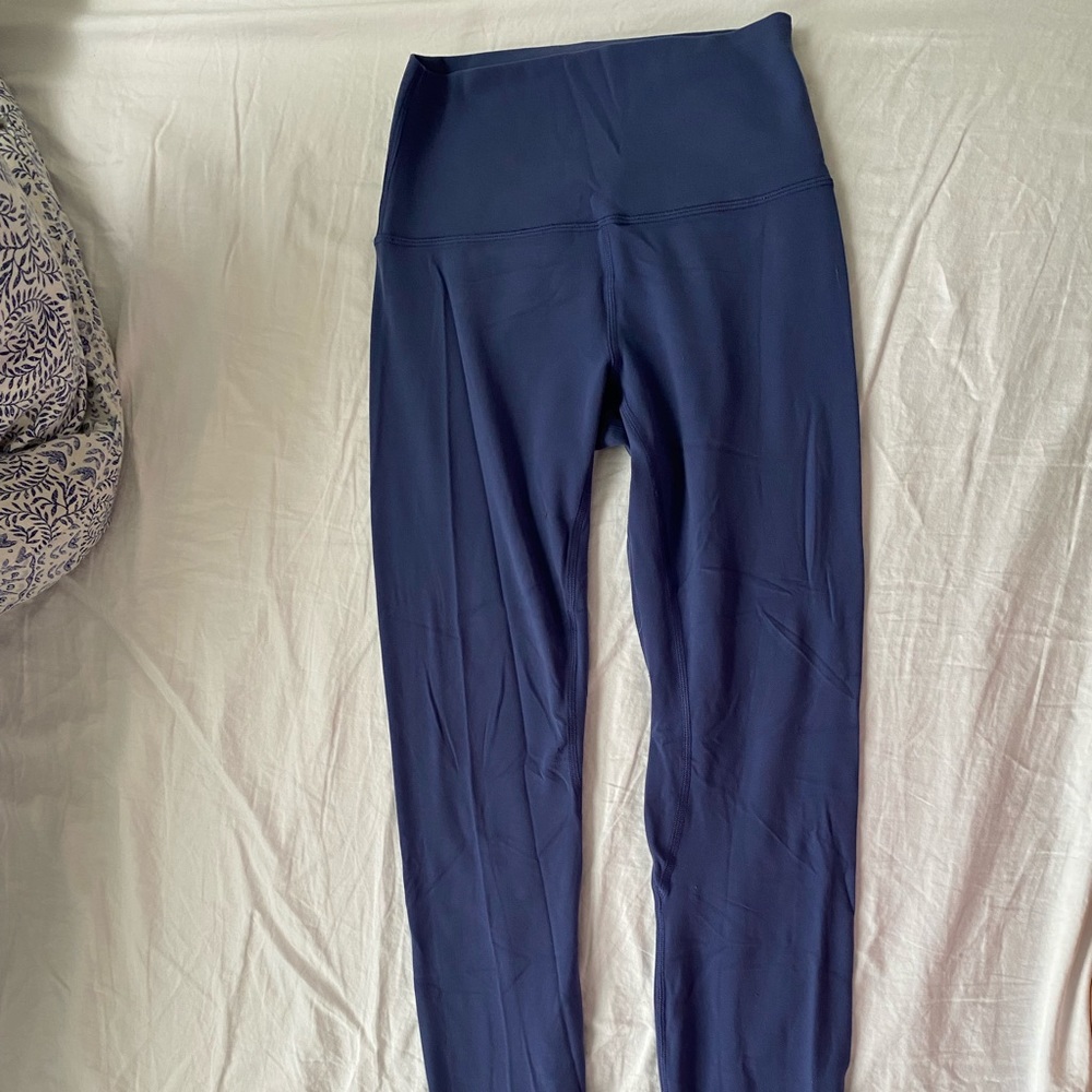 LULULEMON full length leggings. Size 4